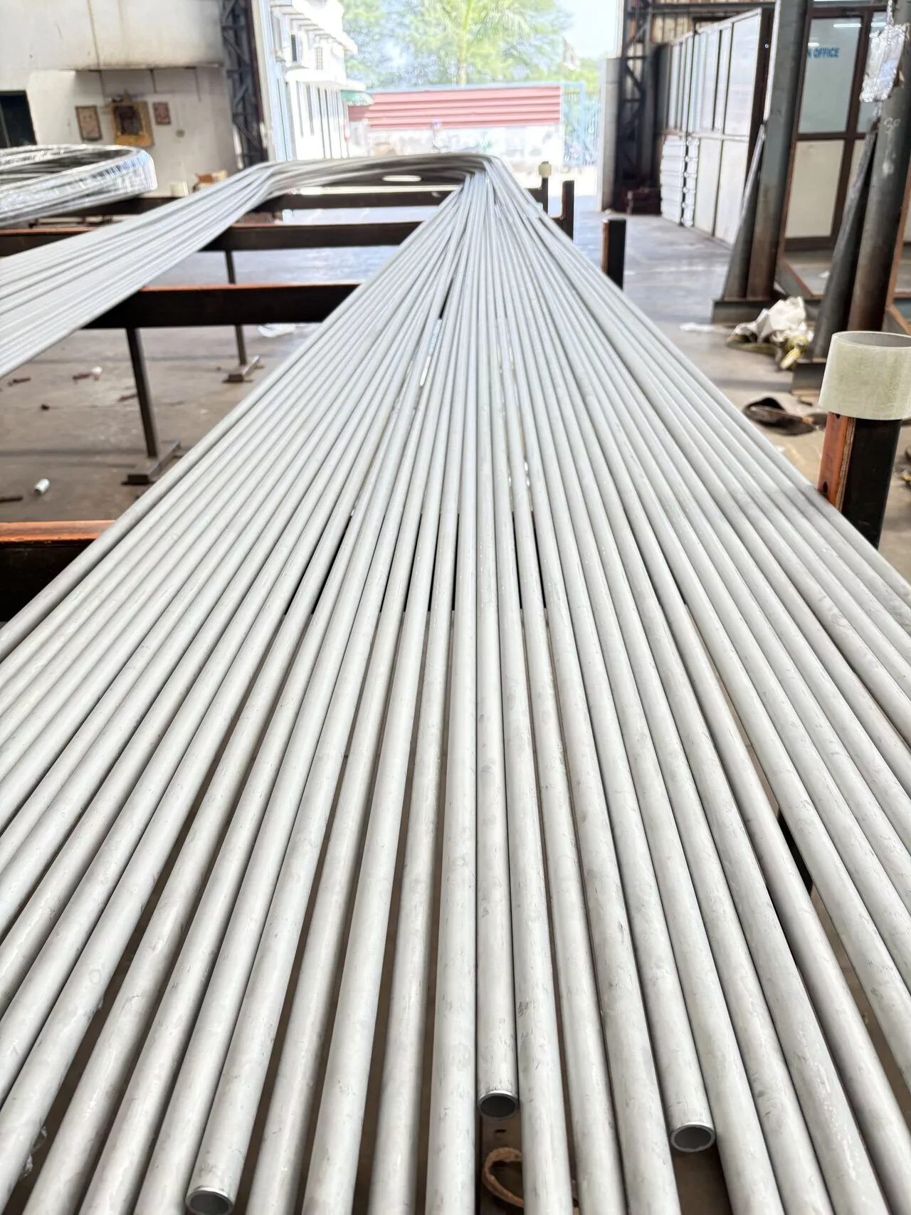Stainless steel U-bend pipes for heat exchanger applications