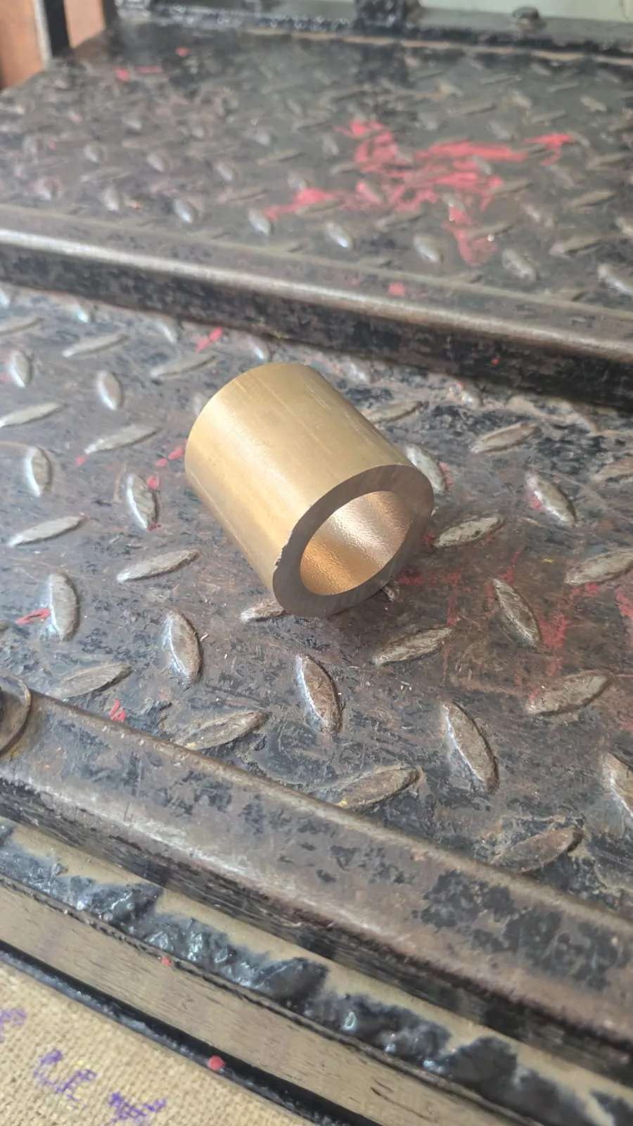 Stainless steel hollow bars for machining and engineering applications