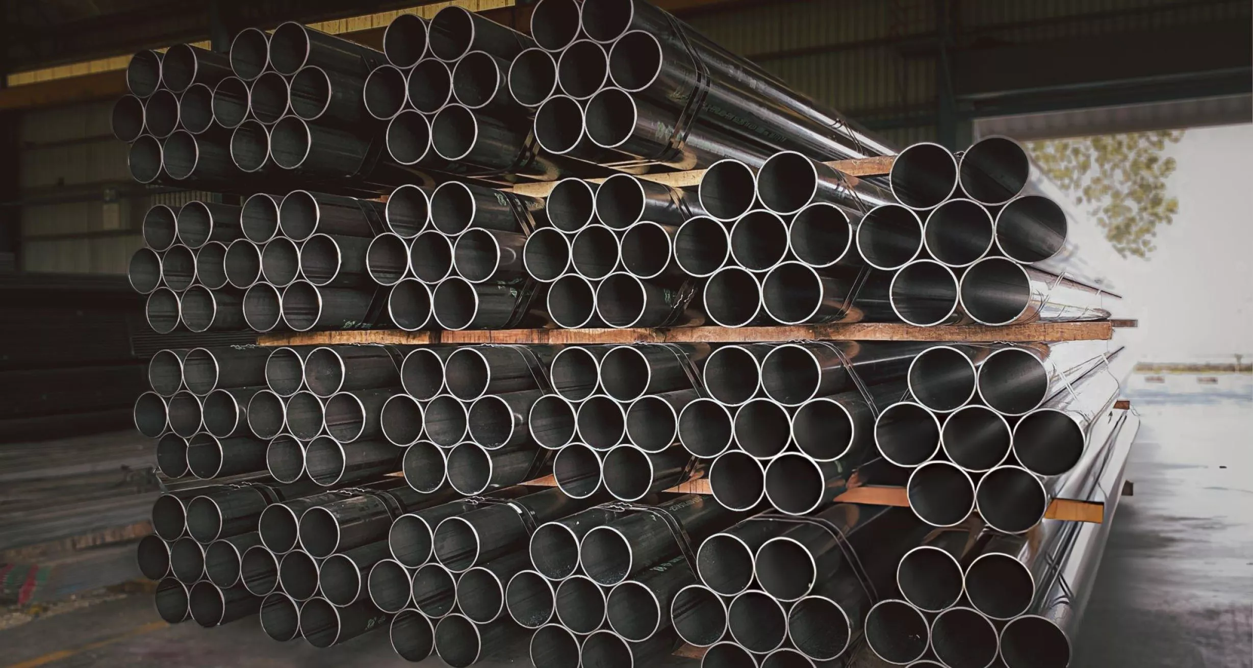 Aluminium pipes and tubes supplied by Kamal Steels - manufacturer, stockist and exporter in India